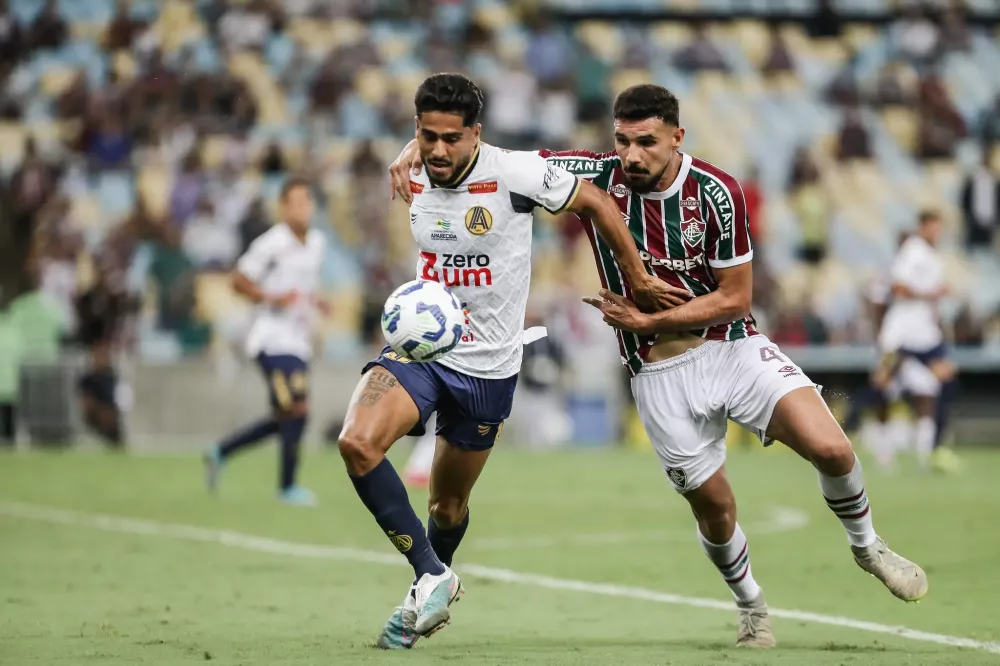 Aparecidense x Fluminense: Onde Assistir e Escalações Hoje (21/05/2025)