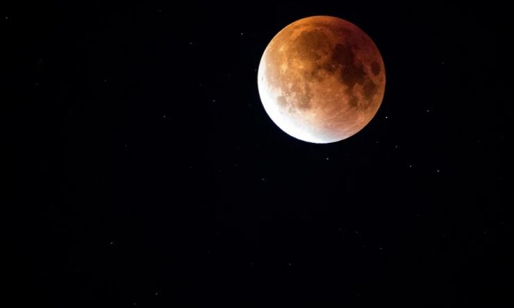 Eclipse lunar total terá observação pública na cidade de Taperoá no Cariri