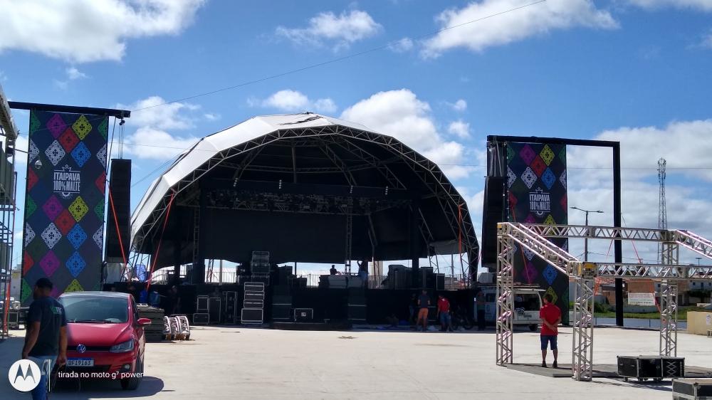 Começa hoje (25/06) shows no palco principal do São João de Monteiro 