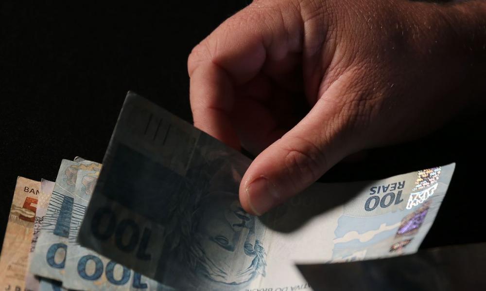 Servidores estaduais da PB terão pagamentos de julho efetuados no dias 28 e 29