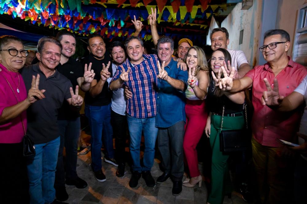 Juntos, Efraim, Hugo e Nabor: 