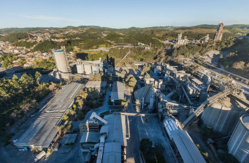 Deputado aprovam projeto que concede à cidade de Rio Branco do Sul o título de Capital do Cimento do Estado do Paraná. / Créditos: Reprodução site Votoramtim Cimentos