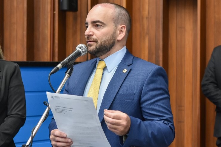 Parlamentar reivindica reforço no policiamento da região, após solicitação de moradores e comerciantes