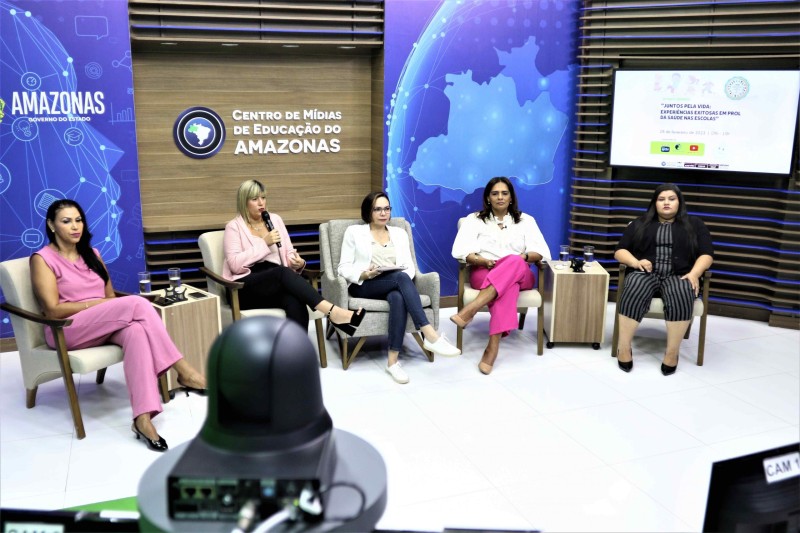 Secretaria de Educa&ccedil;&atilde;o e Minist&eacute;rio P&uacute;blico debatem sa&uacute;de nas escolas e  a&ccedil;&otilde;es para avan&ccedil;o da vacina&ccedil;&atilde;o