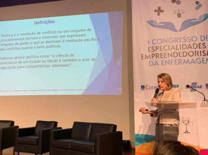 “A pandemia de covid-19 deixou clara a necessidade de adaptação e de que é necessário sair da zona de conforto para podermos evoluir”, disse a parlamentar. / Créditos: Gabinete Márcia Huçulak.