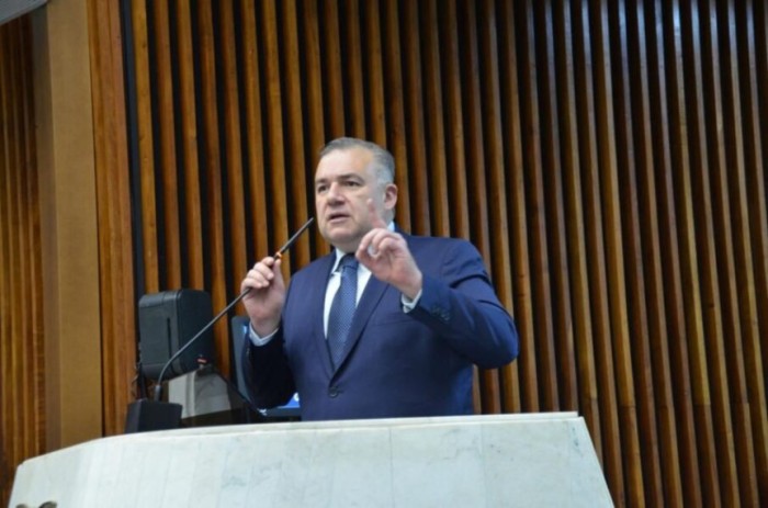 “Nosso objetivo será a defesa da medicina de qualidade para todos os paranaenses, bem como o apoio aos hospitais e as equipes de saúde
