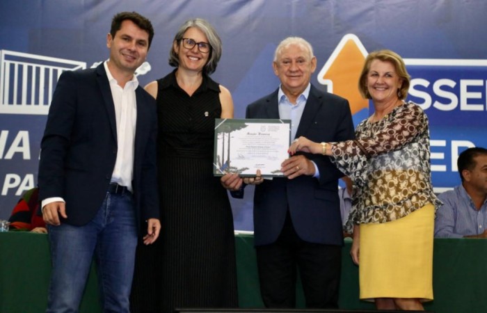 Durante a Assembleia Itinerante, em Londrina, a parlamentar desenvolveu uma série de atividades, que incluiu reuniões com gestores, representantes da sociedade civil e políticos. / Créditos: Rogério Machado/Alep